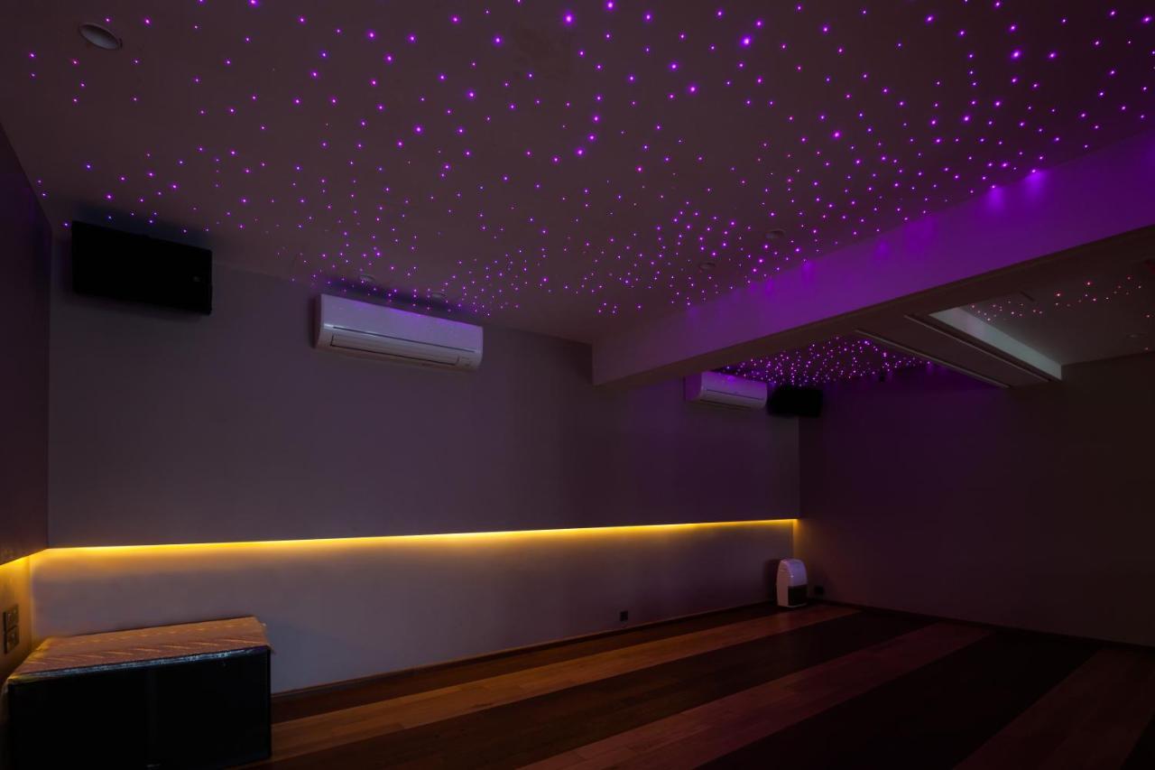 Villa 41 By Stayvista - A Chic Retreat With A Pool, Poker Table, And A Theater Room Lonavala Exterior foto